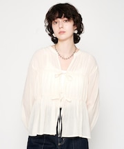 【手洗い可】リボンギャザーブラウス