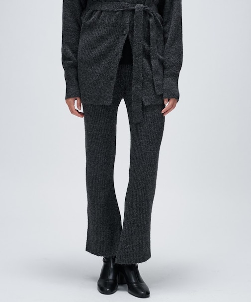 【セットアップ】リブニットフレアパンツ