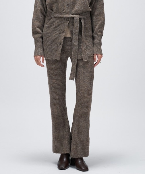 【セットアップ】リブニットフレアパンツ