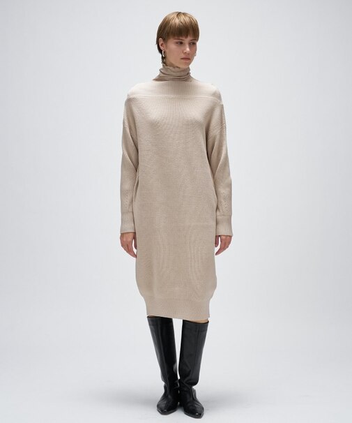 畦ニットロングワンピース