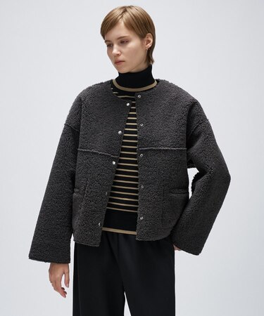 リバーシブルボアブルゾン