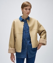 リバーシブルボアブルゾン