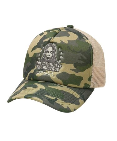 STAR AND FACE TRUCKER CAP