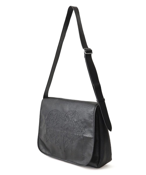 X-girl FAUX LEATHER MESSENGER BAG ブラック TRIBAL HEART FAUX LEATHER MESSENGER BAG｜エックスガールの