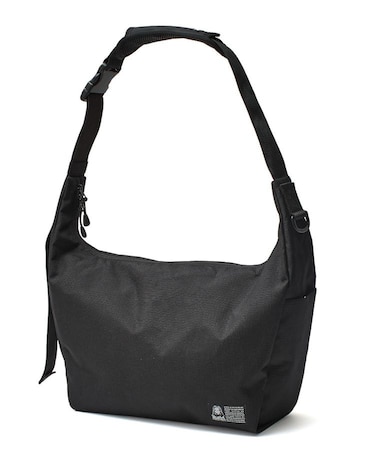 FACE LABEL MESSENGER BAG