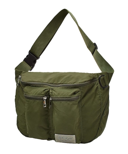 METAL PLATE SHOULDER BAG