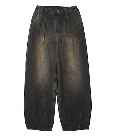 TUCK WIDE LEG DENIM PANTS