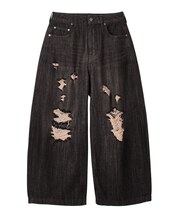 DISTRESSED BAGGY DENIM PANTS