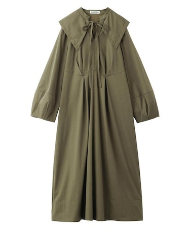 DETACHABLE COLLAR DRESS