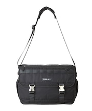LOGO PLATE MESSENGER BAG