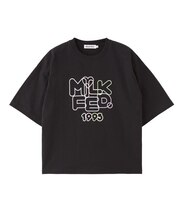 MILKFED. NEON LOGO WIDE S/S TEE