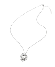 STRAWBERRY NECKLACE