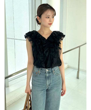 ノースリフリルブラウス