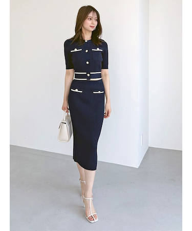 メタルボタンニットセットアップ