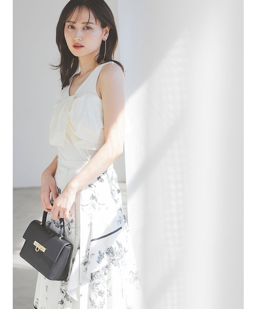 リボンディテールカットプルオーバー