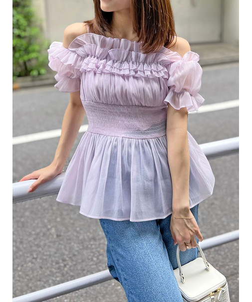 オフショルフリルブラウス