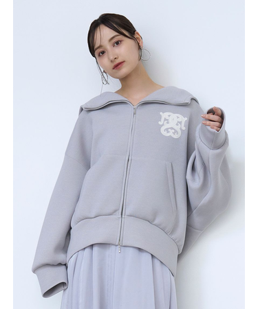 ボリュームパーカー