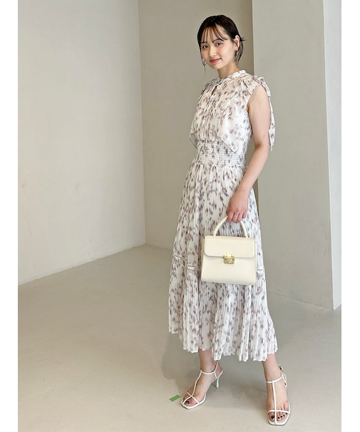 Sustainableヘアラインフラワープリントワンピース