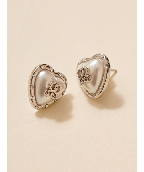 プランプハートピアス