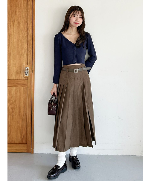 ベルト付きプリーツロングスカート