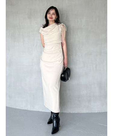 ドレープカットワンピース