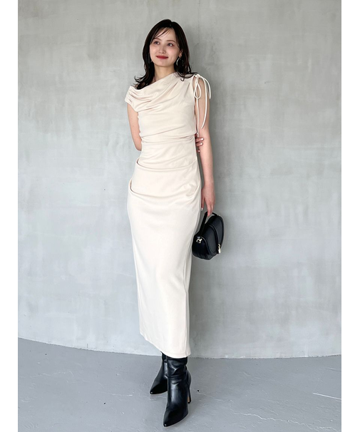 ドレープカットワンピース