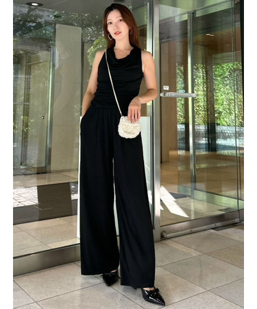 タックカットパンツ