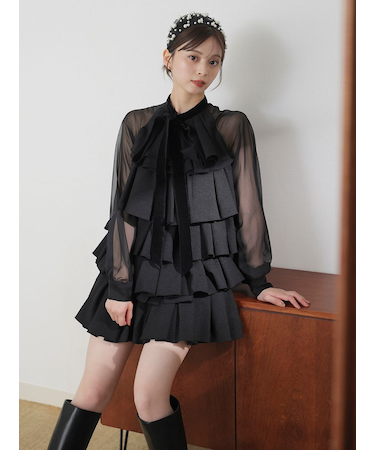 ティアードラッフルミニドレス