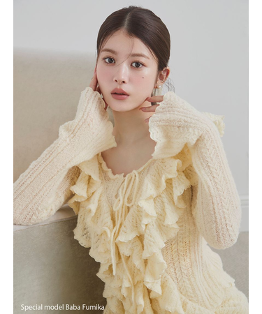 ラッフルデザインニットプルオーバー