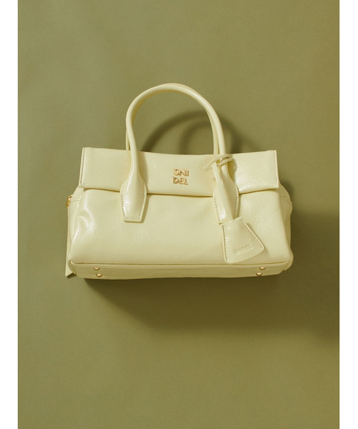 フラップボストンバッグ