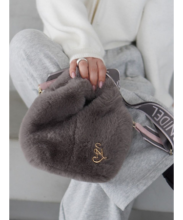 【WEB限定カラーあり】ファーバッグ