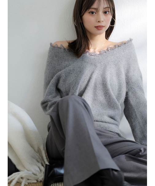 フォックス衿レースプルオーバー