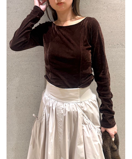 カップインベロアカットソー