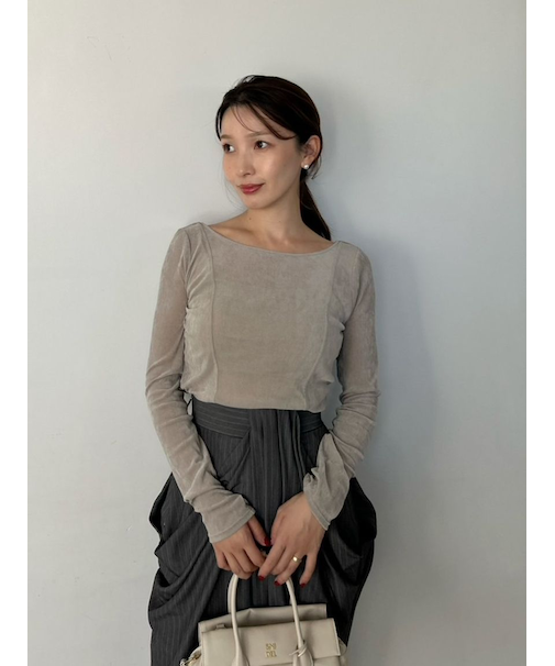 カップインベロアカットソー