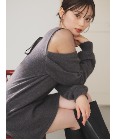 シースルーショルダーニットワンピース