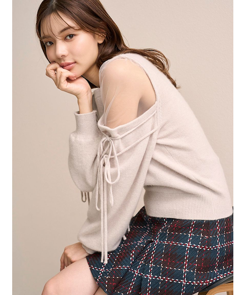 シースルーショルダーニットプルオーバー