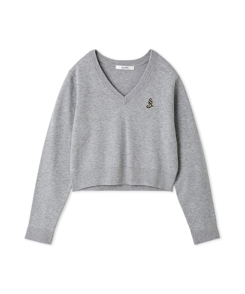 ブローチ付きニットプルオーバー