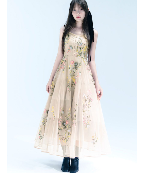 エンブロイダリーチュールドレス【カンヘウォン着用】｜スナイデルの