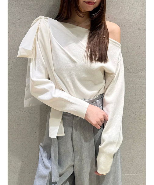 リボンショルダーニットトップス