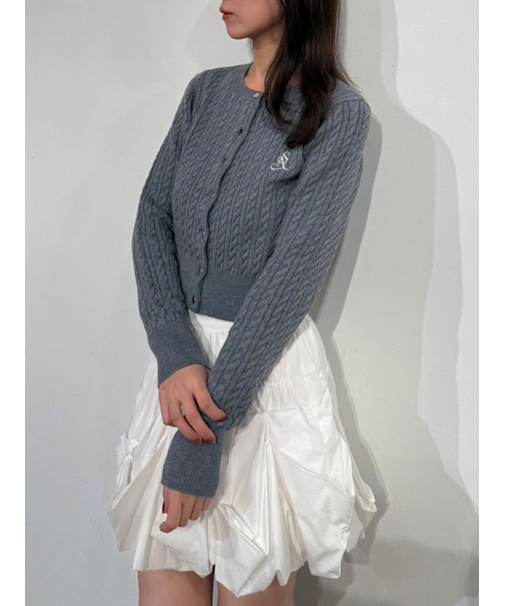 メタルボタンニットカーディガン