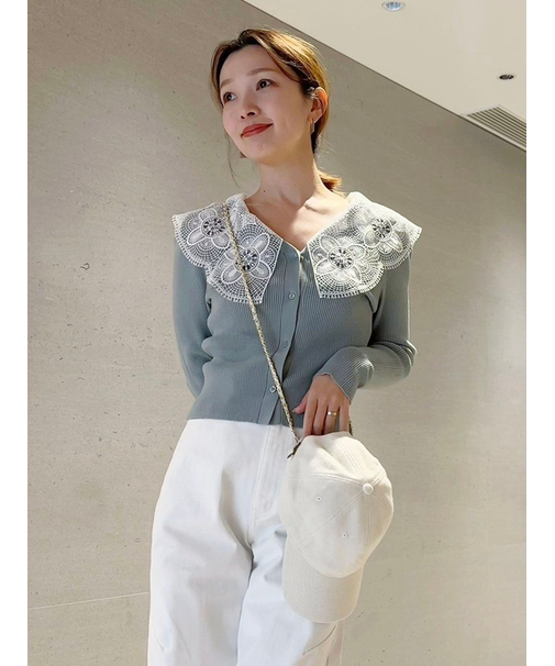 エンブロイダリーカラーニットトップス