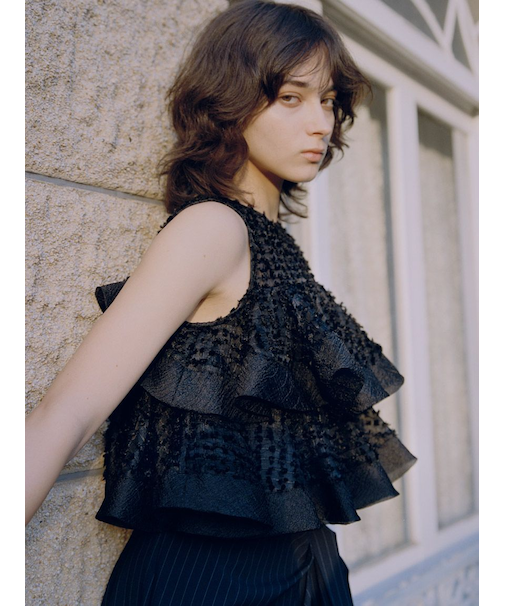 ラッフルジャガードボリュームブラウス