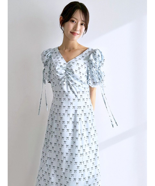 リボンモチーフワンピース