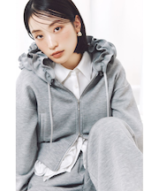 フリルショートジップパーカー