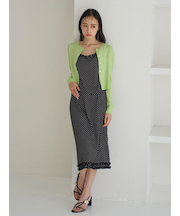 フリルディテールミディスカート