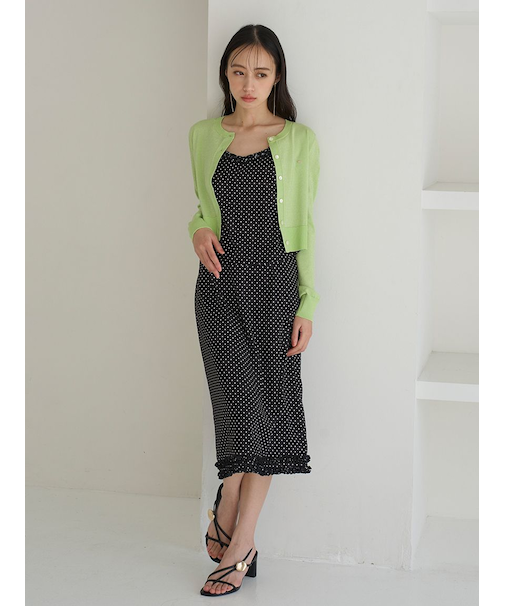 フリルディテールミディスカート