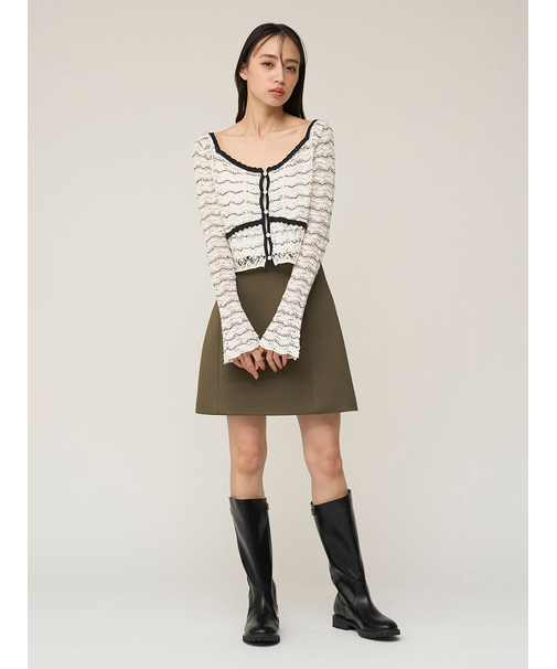 構築ミニスカート