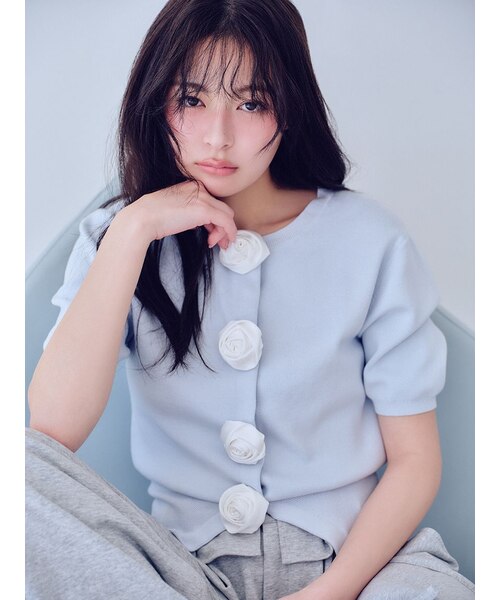 WEB限定/ROSE Collection】モチーフボタンニットカーディガン