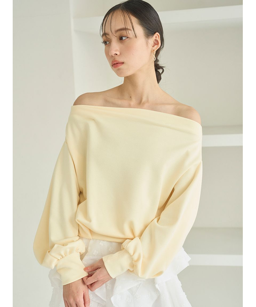 オフショルタックスエット