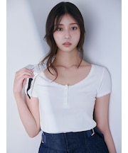 【WEB限定カラーあり】レースデザインヘンリーネックTシャツ